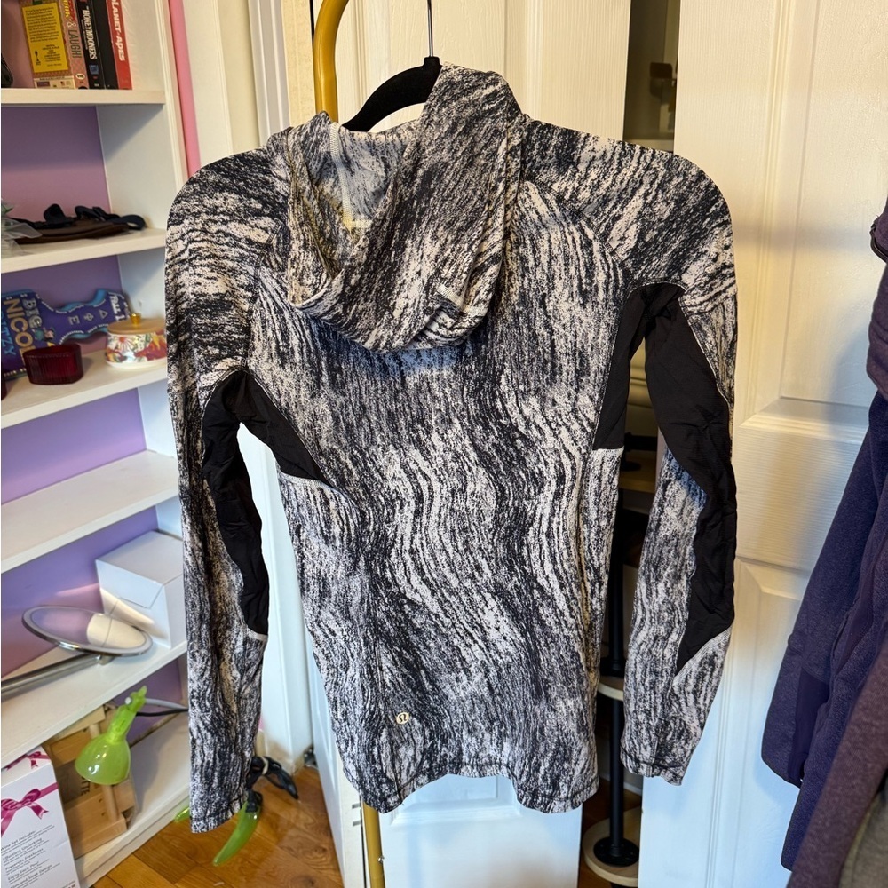 Lululemon Women’s Runbeam Hoodie No Size Dot PtP 17in - Picture 6 of 8